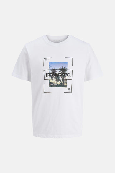 Wit T-shirt met korte mouwen van JACK & JONES, met een ingelijst palmboommotief.