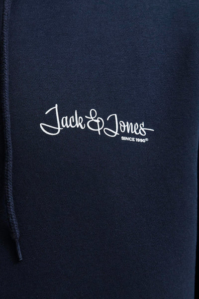 Blauwe hoodie van JACK & JONES, met geborduurd logo en zichtbaar trekkoord.