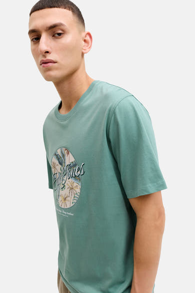 Blauw T-shirt met korte mouwen van Jack & Jones, met een decoratieve print op de voorkant.