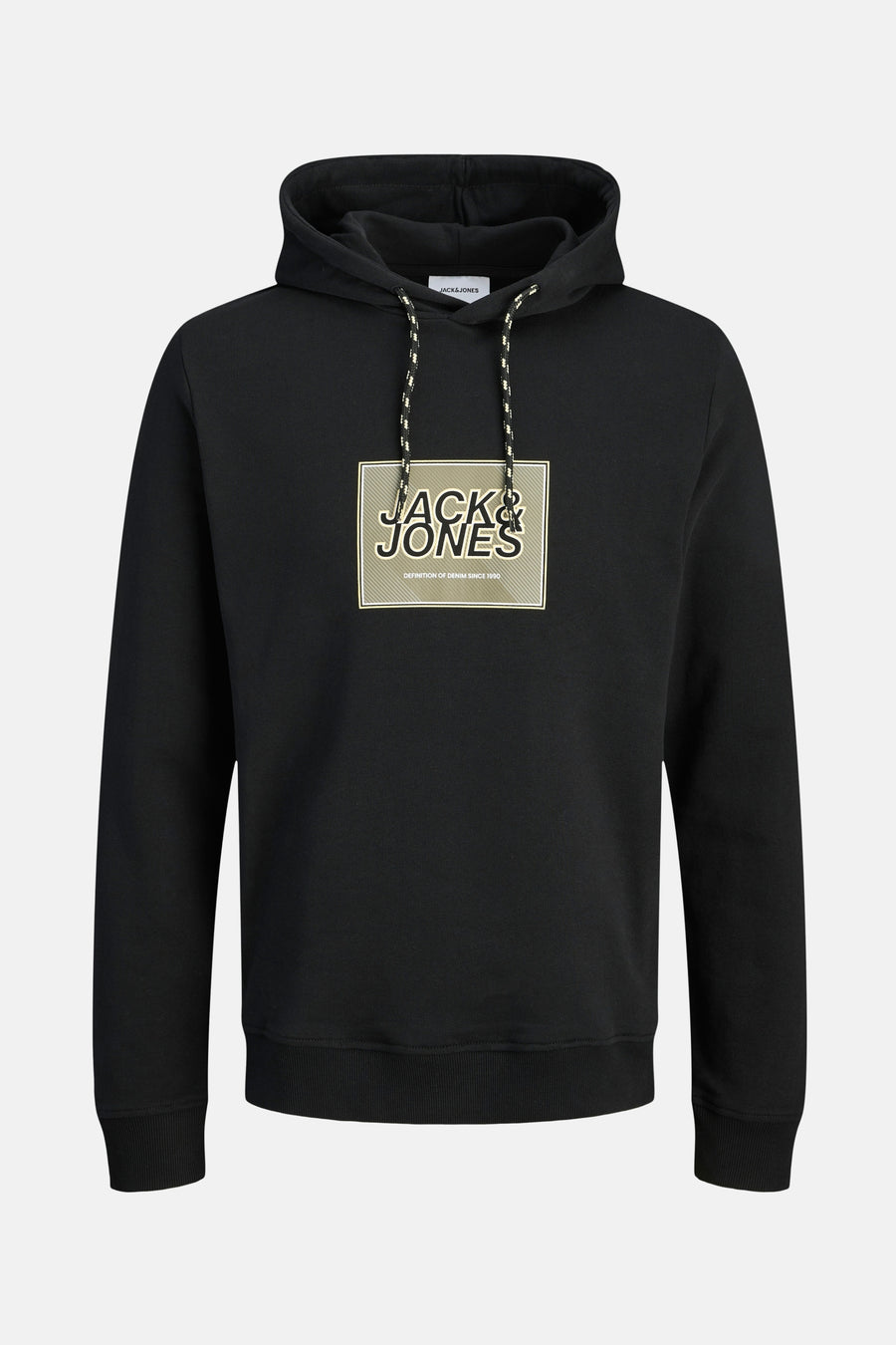Zwarte hoodie van Jack & Jones met trekkoord met patroon en vierkant logo op de voorkant.