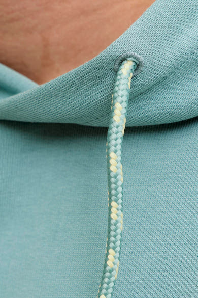 Groene hoodie van JACK & JONES, met tweekleurig gevlochten trekkoord en gebreide textuur.