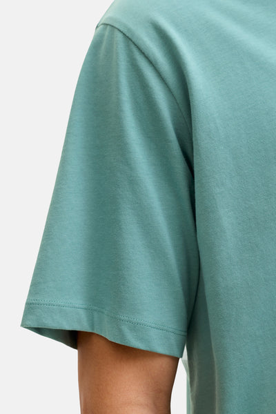 Blauw T-shirt met korte mouwen van JACK & JONES, mouwdetail en getextureerde stof.