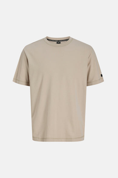 T-shirt beige à manches courtes de JACK & JONES, avec un col rond et une texture lisse.