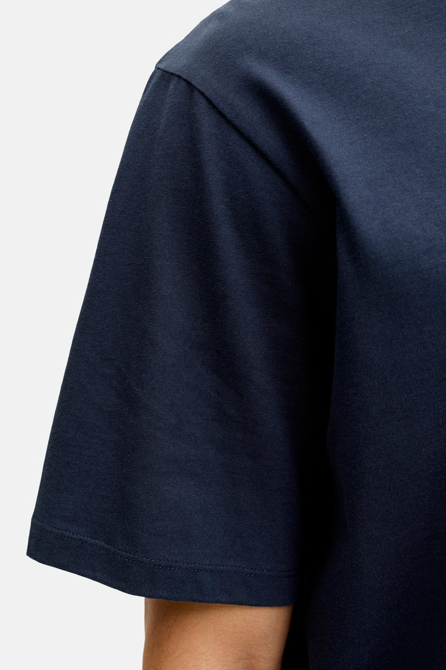Marineblauw T-shirt met korte mouwen van ORIGINALS BY JACK & JONES, detail van de stof van dichtbij.