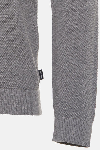 Grijze trui met ronde hals van PREMIUM by JACK & JONES, met een zichtbare gebreide textuur.