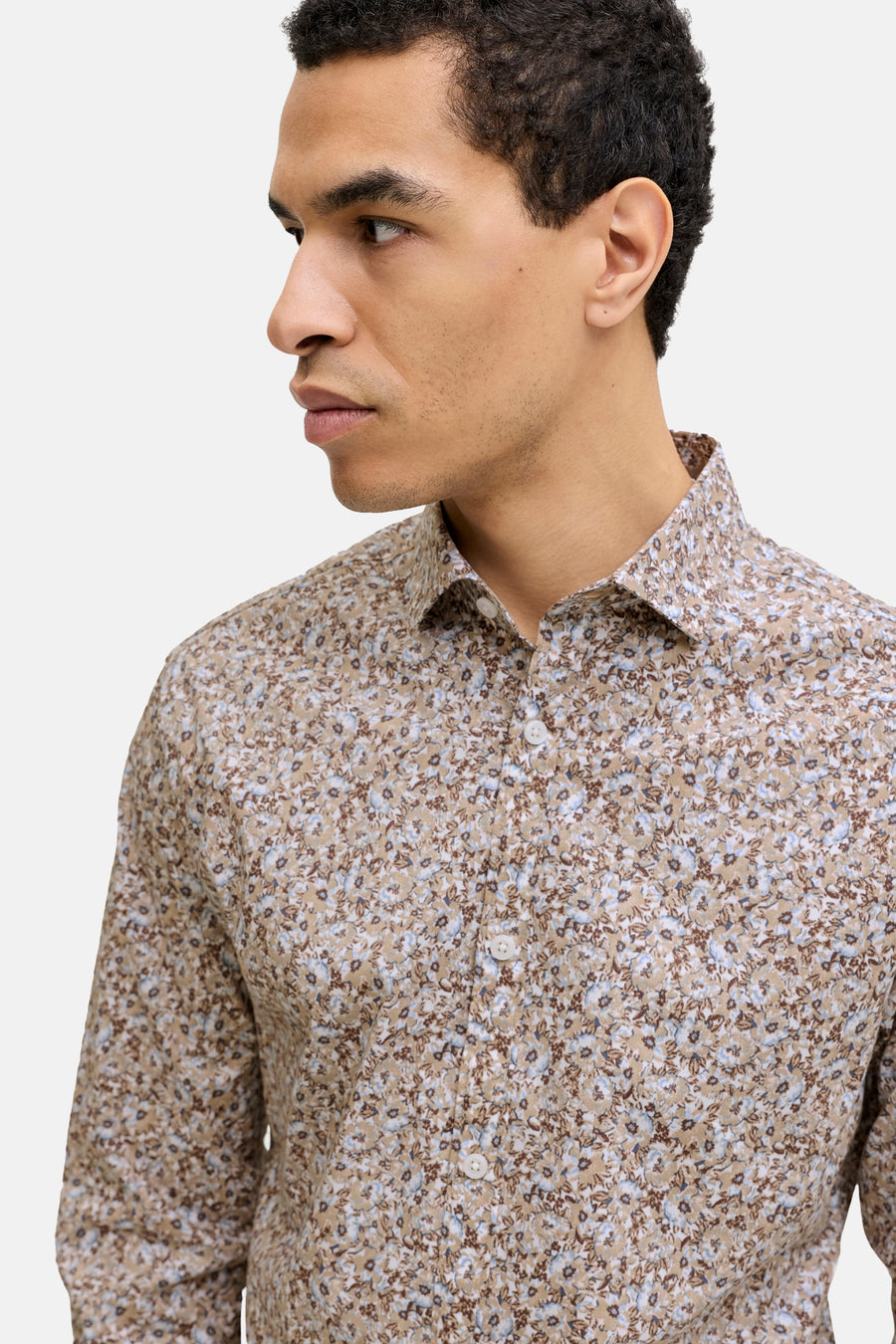 Multikleurig overhemd met lange mouwen van PREMIUM by JACK & JONES met een ingewikkeld bloemenpatroon.