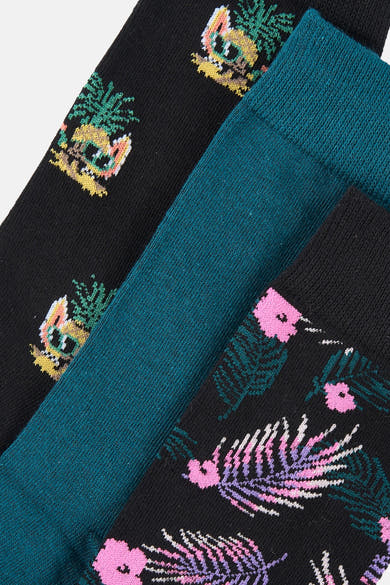 Pack de chaussettes multicolores de ACCESSORIES BY JACK & JONES avec motifs ananas et feuillages tropicaux.