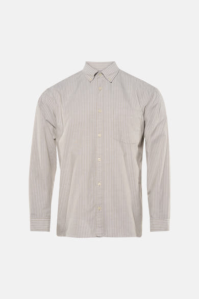 Groen overhemd met lange mouwen van ORIGINALS BY JACK & JONES, fijne verticale strepen, gedragen met een bruine broek en loafers.