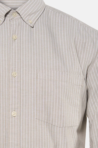 Groen overhemd met lange mouwen en verticale strepen van ORIGINALS BY JACK & JONES, met borstzak en knoopdetails.