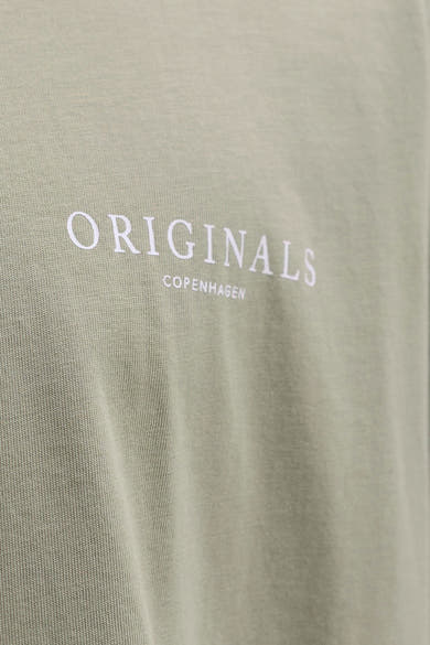 Korte mouwen T-shirt groen van ORIGINALS BY JACK & JONES, met witte opdruk "ORIGINALS COPENHAGEN".