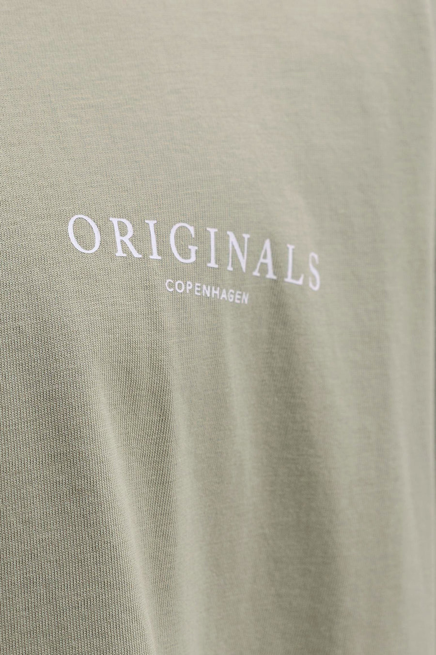 Korte mouwen T-shirt groen van ORIGINALS BY JACK & JONES, met witte opdruk "ORIGINALS COPENHAGEN".