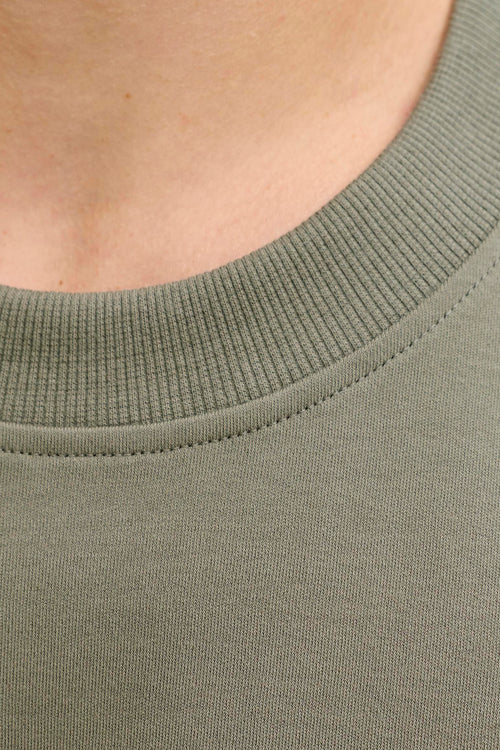 T-shirt kaki à manches courtes de PREMIUM by JACK & JONES, texture côtelée au niveau du col.
