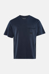 T-shirt à manches courtes bleu par JACK & JONES, avec poche plaquée sur la poitrine.