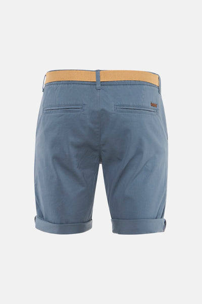 Short bleu de PREMIUM by JACK & JONES avec ceinture tressée beige, poches arrière passepoilées et ourlets retroussés.