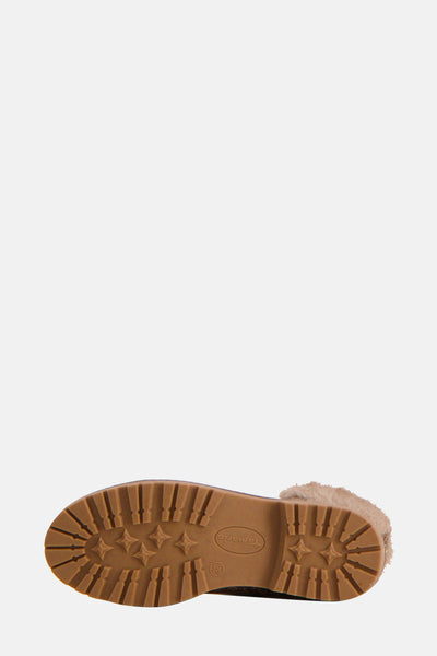 Bottines beiges de TAMARIS, semelle épaisse marron à motifs étoiles, texture fourrure à l'arrière.