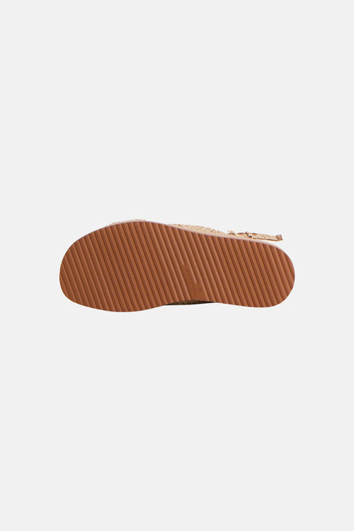 Beige sandalen van TAMARIS met een bruine, geribbelde buitenzool, met logo en maat 38.