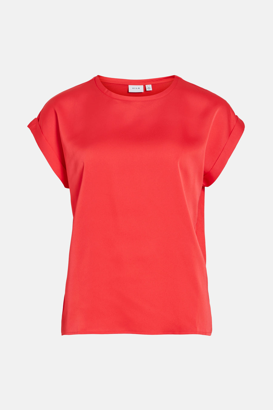 T-shirt rouge à manches courtes de VILA, avec des ourlets roulés, sur un fond blanc.