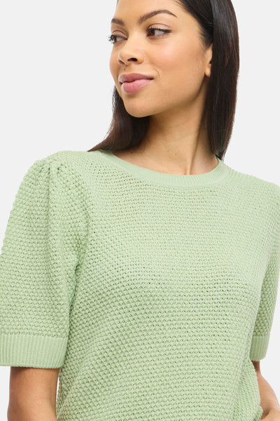 Pull vert en maille de VILA® avec col rond et manches courtes bouffantes.