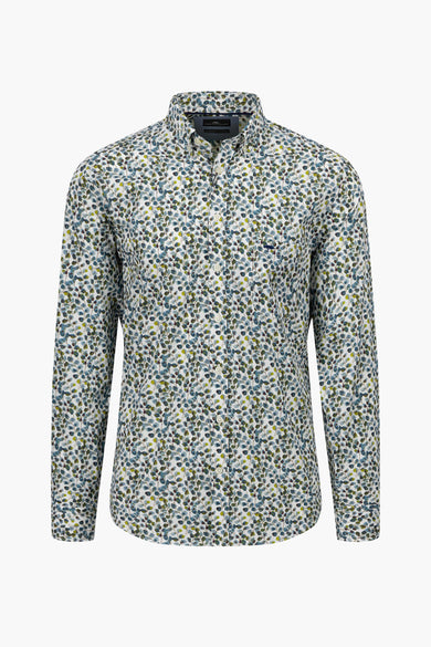 Chemise à manches longues verte de Fynch-Hatton, à motifs de feuilles bleues et jaunes, avec poche poitrine.
