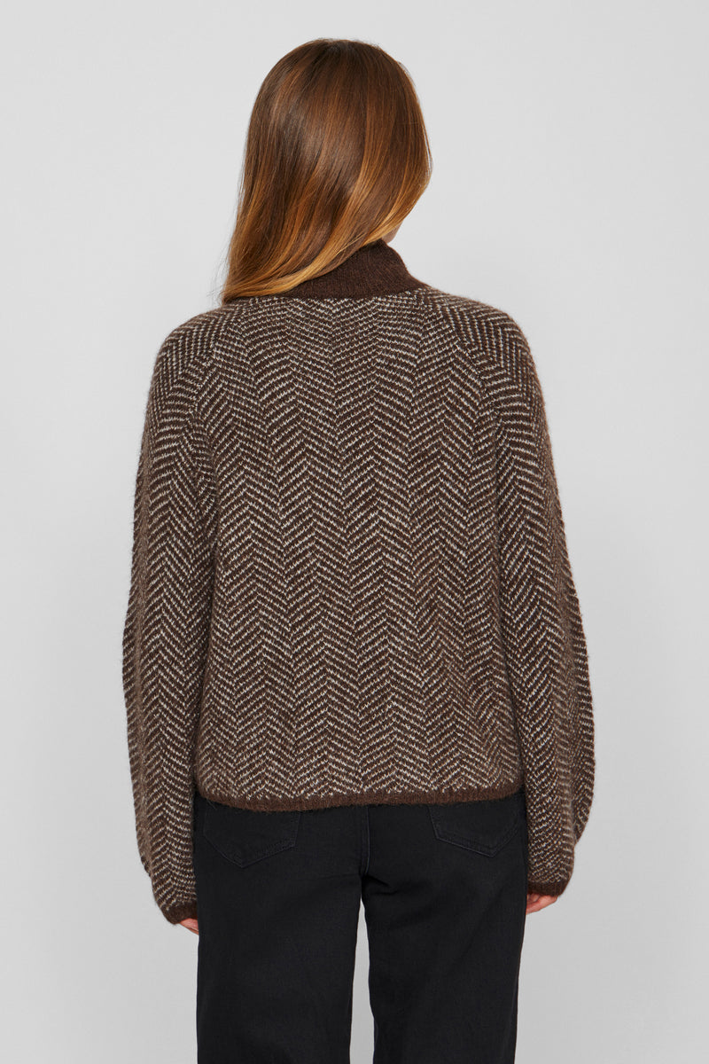 Pull met rolkraag - bruin