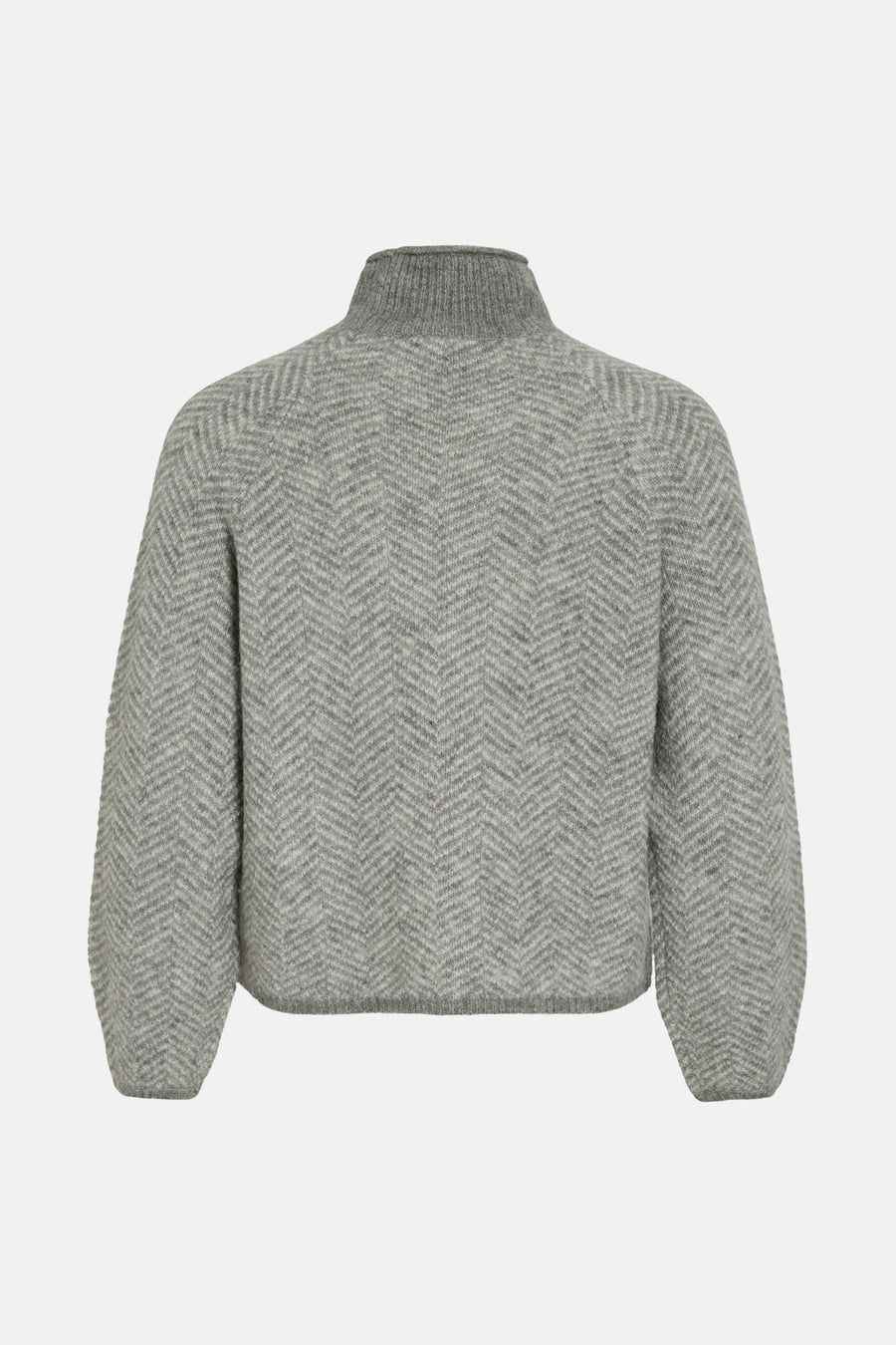 Pull à col roulé gris de VILA, avec un motif en chevron et une texture tricotée.
