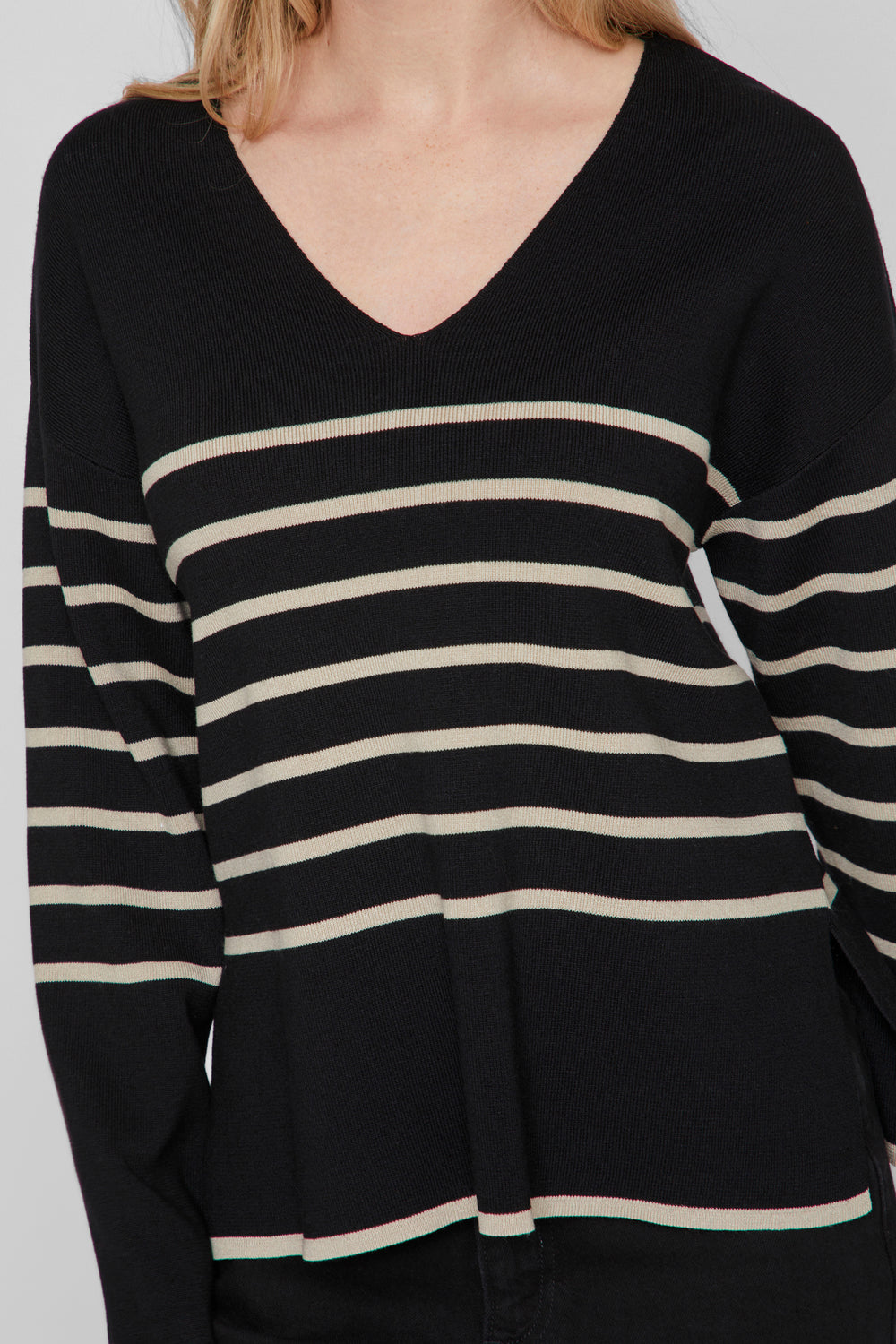 Pull col V Noir - VILA®