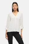 Witte blouse met lange mouwen van VILA, met opgerolde mouwen en een V-hals.