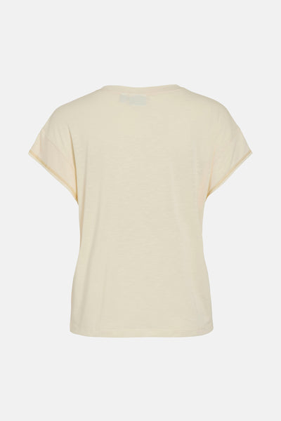 Beige T-shirt met korte mouwen van VILA, achterkant, met zichtbare zoom op de mouwen.