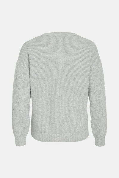 Pull à col rond gris de VILA, manches longues avec motifs en torsades, maille texturée.