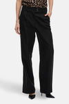 Pantalon de costume noir de VILA®, avec une coupe ample et une taille haute.