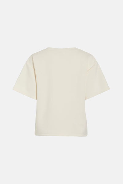 Beige T-shirt met korte mouwen van VILA®, effen en casual, op een witte achtergrond.