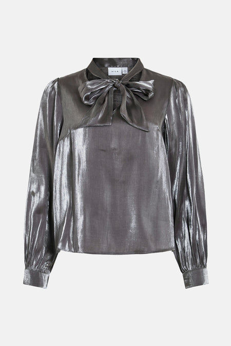 Zilveren blouse met lange mouwen van VILA, versierd met een decoratieve strik bij de kraag.