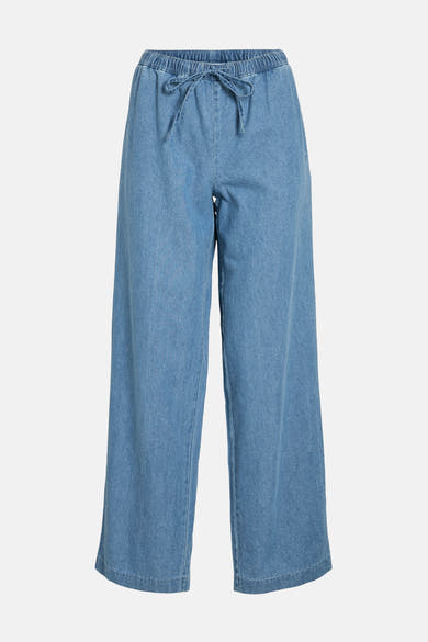 Lichtblauwe spijkerbroek van VILA® met elastische tailleband en een losse pasvorm.
