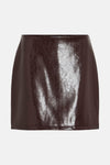 Bordeauxkleurige imitatielederen minirok van VILA®, met een getextureerd glanzend effect.