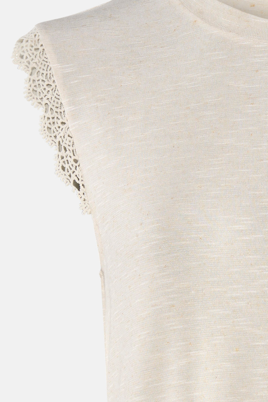 Top sans manches beige de VILA® en matière texturée avec bordure en crochet sur l'épaule.