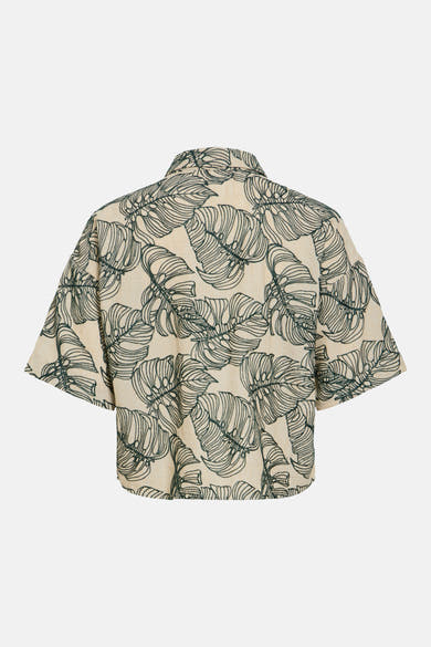 Beige korte mouwen blouse met groen bladpatroon van VILA, achterkant.