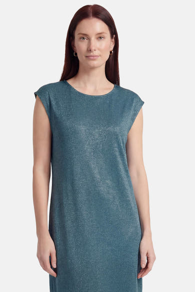 Robe verte de VILA® à col rond, manches courtes et tissu texturé.