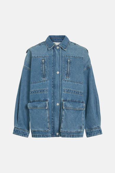 Veste courte en jean bleu délavé de ROUGE EDIT, avec poches zippées, poches à rabat et épaulettes.