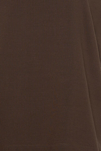 Top brun de VILA® en tissu tissé avec de légers plis.