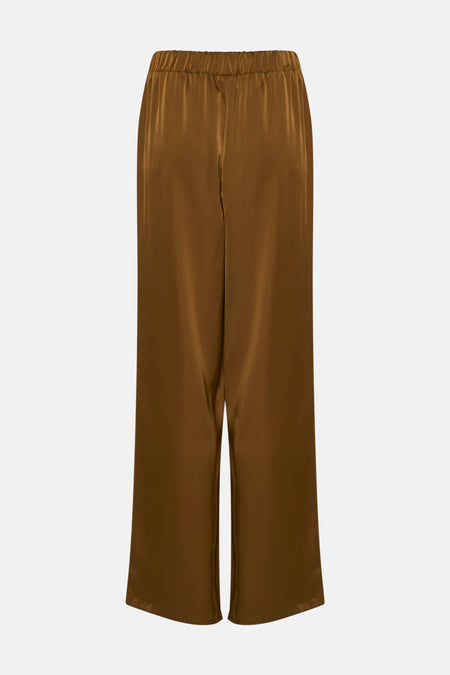 Gouden broek van VILA, met elastische taille en wijde pasvorm, op een witte achtergrond.