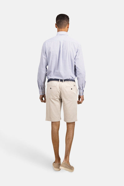 Chemise à manches longues rouge by FYNCH-HATTON, avec un motif discret sur un fond blanc.