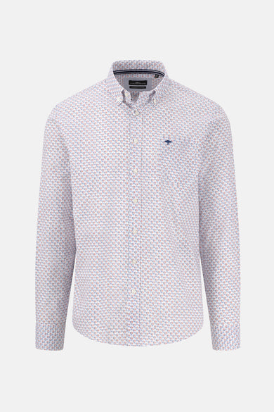 Drukken shirt met lange mouwen van FYNCH-HATTON met blauwe en rode geometrische patronen, klassieke pasvorm.