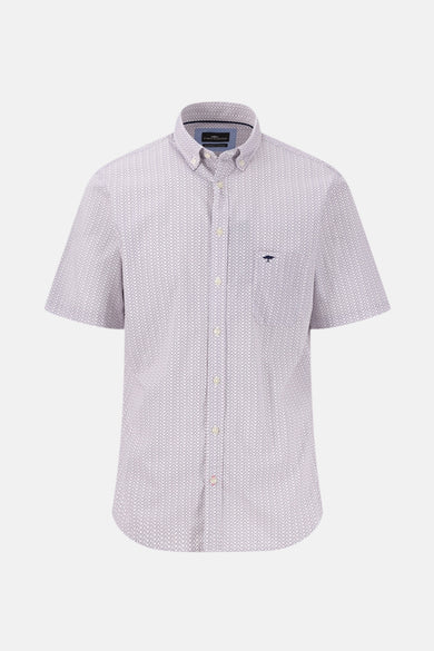 Chemise à manches courtes rose de FYNCH-HATTON, à motif géométrique sur l'ensemble et logo brodé.