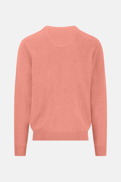 Pull à col en V pêche de FYNCH-HATTON, en maille fine et manches longues.