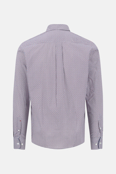 Chemise à manches longues rouge à motifs de FYNCH-HATTON, vue de dos, avec plis et boutons.