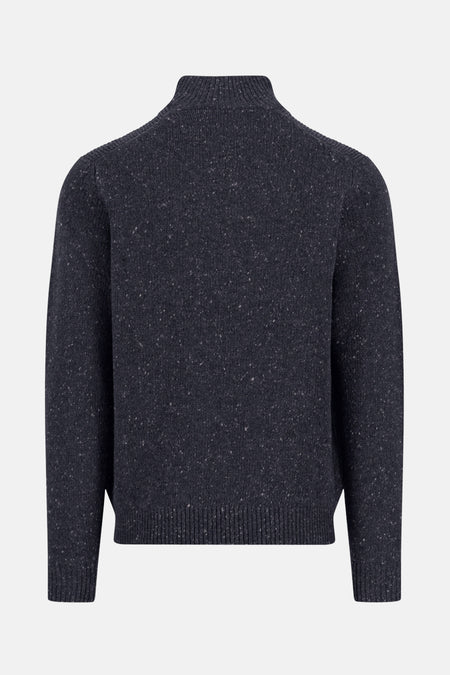 Pull à col roulé bleu de FYNCH-HATTON avec texture mouchetée, vu de dos.

