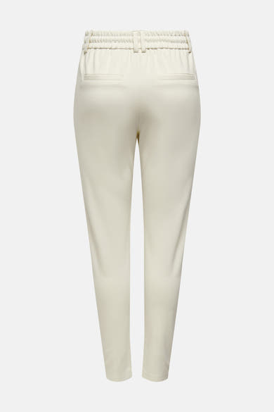 Ecru chino van ONLY, met elastische tailleband en discrete achterzakken op een effen achtergrond.