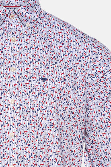 Chemise à manches longues rouge à rayures, par FYNCH-HATTON, avec un imprimé à motifs de feuilles.