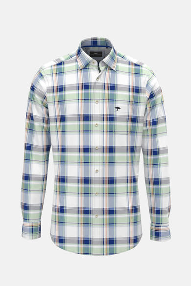 Chemise multicolore à manches longues de FYNCH-HATTON avec motif à carreaux sur fond blanc.