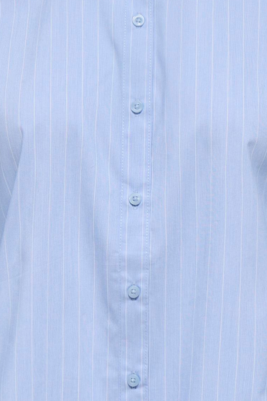 Blauw gestreept overhemd met lange mouwen van JDY, met knoopsluiting aan de voorkant.